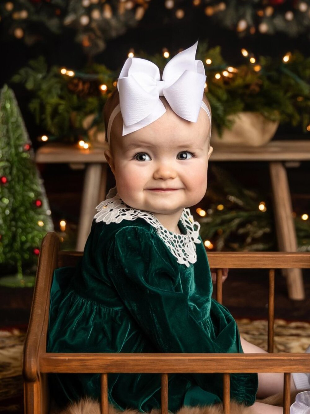 Green Velvet Holiday Nursery Art Painting with White Bow Accent